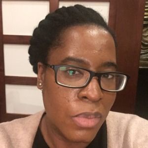 Meet your Posher, Nakisha